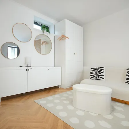 Atelier In The Heart Of Karlin * Praga